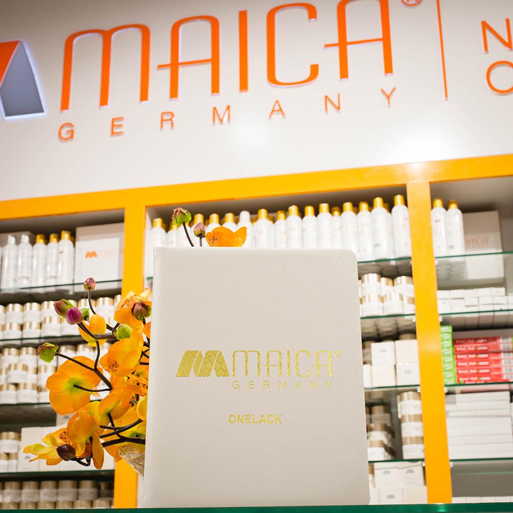 Maica Onelack Colour Card